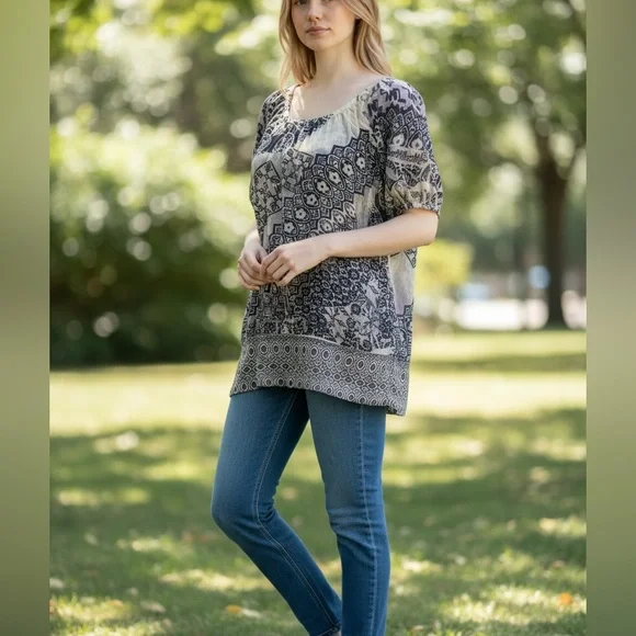 Patterned Women's Top - Blue and Cream - Picture 1 of 3